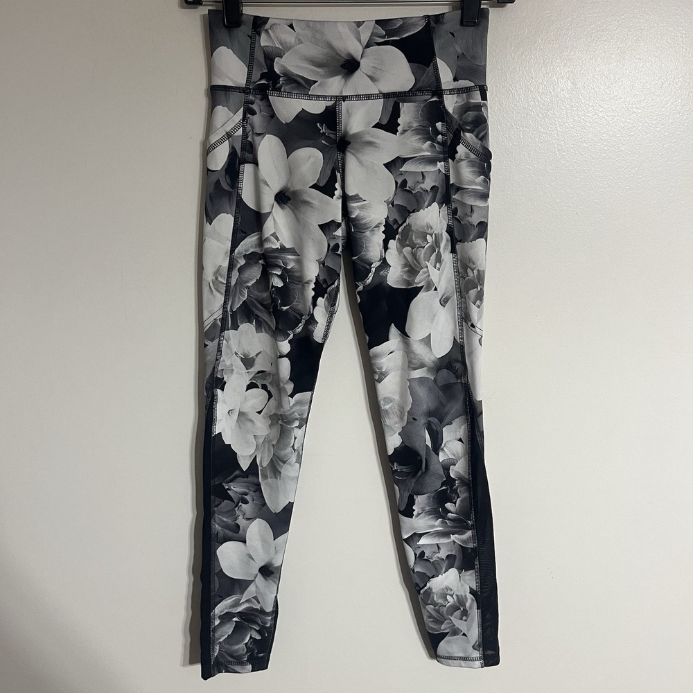 Old‎ Navy Active Go-Dry Floral Leggings Black White Mesh Pockets Large L 10-12